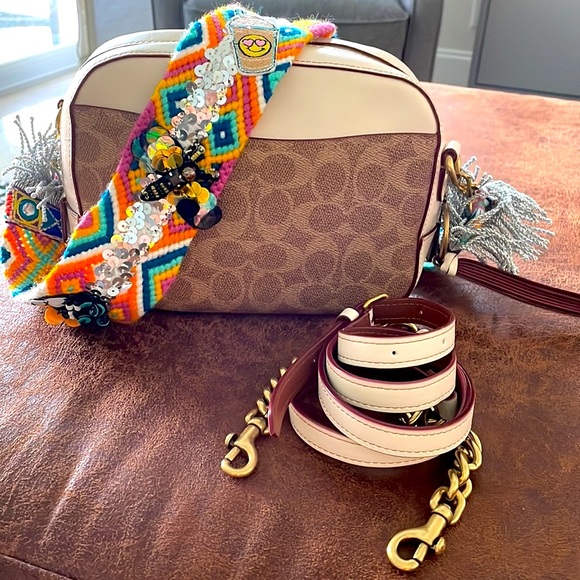 🎀COACH SIGNATURE CROSSBODY BAG WITH BOHO STRAP & ORIGINAL STRAP🎀 - Picture 5 of 7
